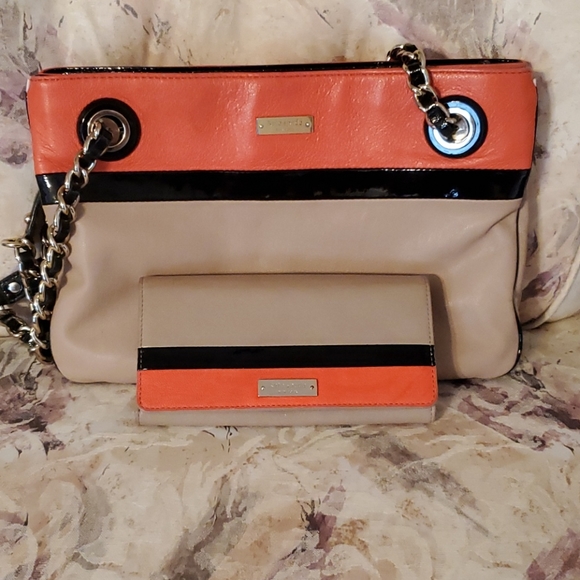 kate spade Handbags - FINAL PRICE Older Unique Kate Spade Shoulder Bag and Wallet
